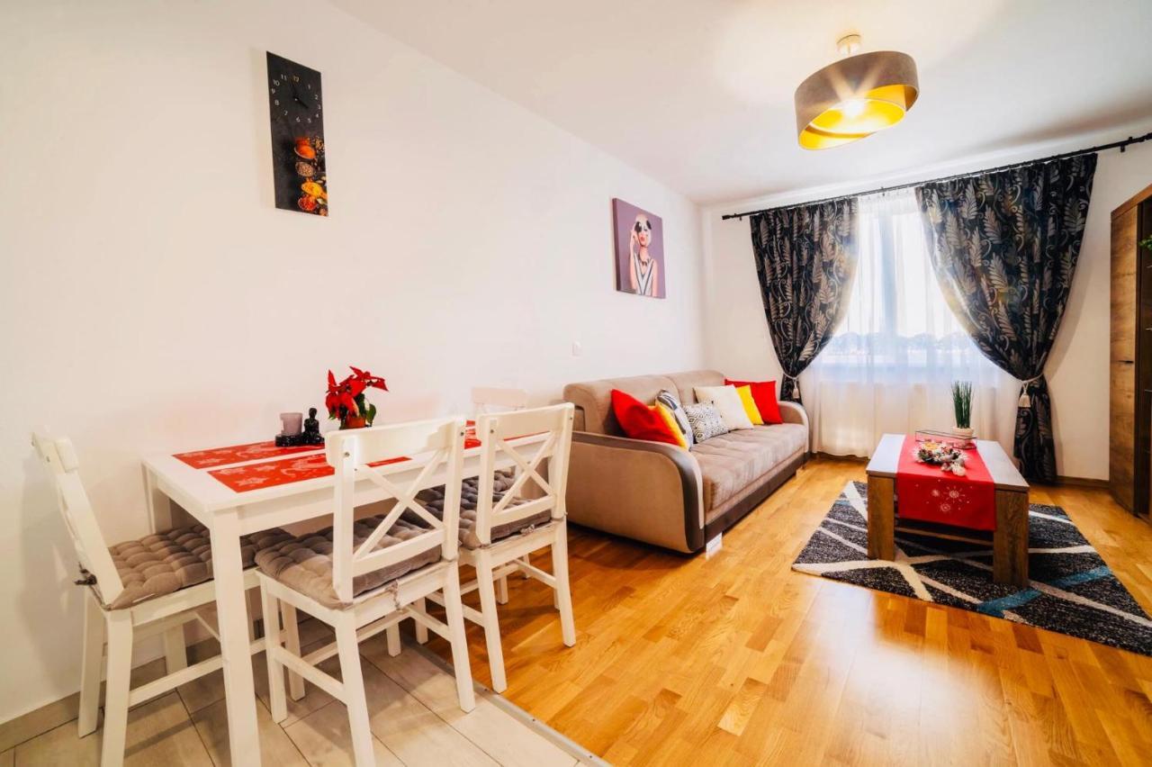 סיגישוארה Relax Apartment 1 מראה חיצוני תמונה