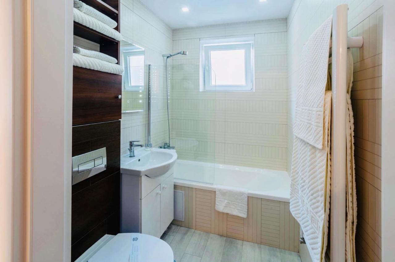 סיגישוארה Relax Apartment 1 מראה חיצוני תמונה